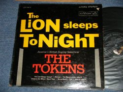 画像1: THE TOKENS - THE LION SLEEPS TONIGHT (Ex/Ex+ Looks:VG+++  Tape Seam TEAROFC ) / 1961 US AMERICA ORIGINAL STEREO Used LP    