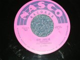 THE CRESCENDOS (WHITE R&R DOO-WOP) - A) OH JULIE  B) MY LITTLE GIRL  (Ex++/Ex++) / 1957 US AMERICA ORIGINAL   Used 7" Single 