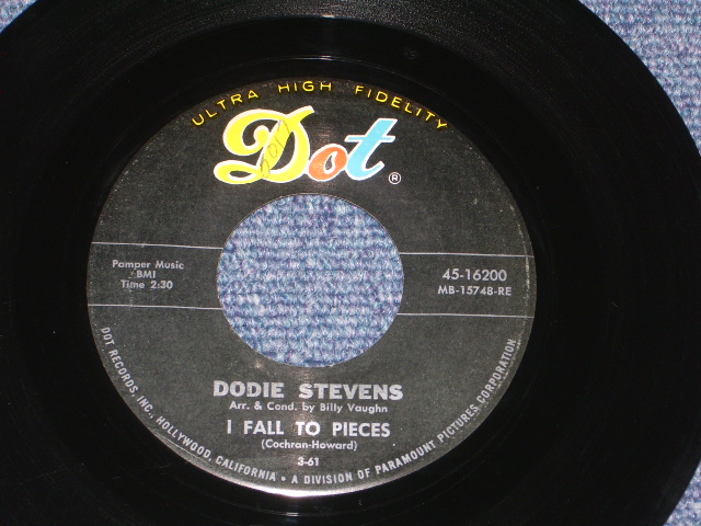 DODIE STEVENS - I FALL TO PIECES / 1961 US ORIGINAL 7
