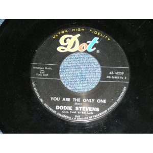 画像: DODIE STEVENS - LET ME TELL YOU 'BOUT JOHNNY   / 1961 US ORIGINAL Used 7" inch Single 