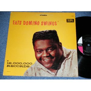 画像: FATS DOMINO - FATS DOMINO SWINGS ( Ex+/Ex++ )  / 1964 Release Version US AMERICA ORIGINAL "BLACK with PINK  Label"  STEREO Used  LP 