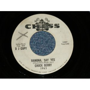 画像: CHUCK BERRY - RAMONA, SAY YES : LONELY SCHOOL DAYS (Ex-/Ex- XOL)   / 1966 US ORIGINAL "White Label PROMO" Used 7" inch SINGLE 