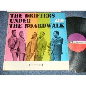 画像: THE DRIFTERS - UNDER THE BOARDWALK (2nd PRESS JACKET) (Ex++/Ex+++ A-6;Ex-) / 1964 US AMERICA ORIGINAL 1st Press "RED & PURPLE with BLACK FUN Label" 2nd press "BLACK & WHITE Photo on FRONT Cover in MULTI COLOR Jacket" MONO Used LP