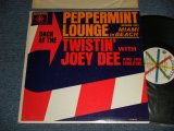 画像: JOEY DEE AND HIS STARLITERS - BACK AT THE PEPPERMINT LOUNGE in MIAMI BEACH (Ex++/Ex++) / 1962 US AMERICA ORIGINAL MONO Used LP  