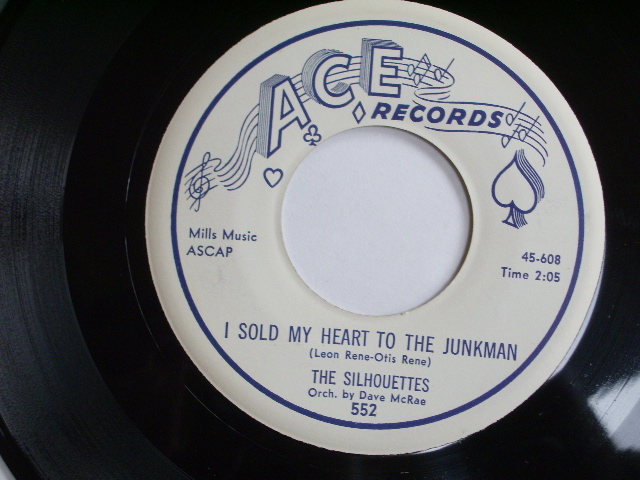 画像1: THE SILHOUETTES - I SOLD MY HEART TO THE JUNKMAN /1958 US ORIGINAL 7"SINGLE 