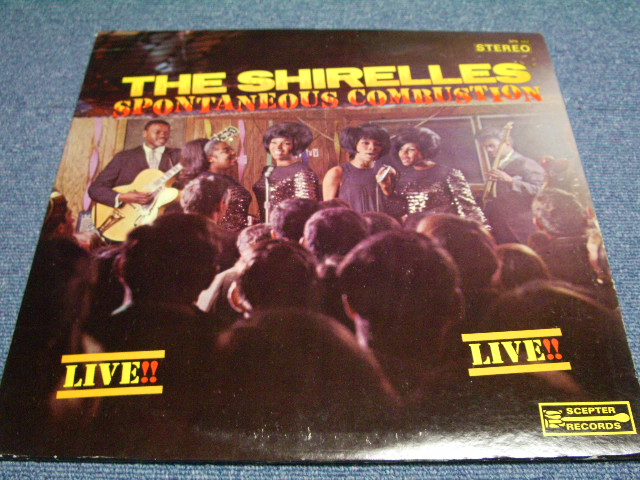 画像1: THE SHIRELLES - SPONTANEOUS COMBUSTION LIVE!! ( Ex+++/Ex+++ ) / 1967 US AMERICA  ORIGINAL STEREO Used LP 