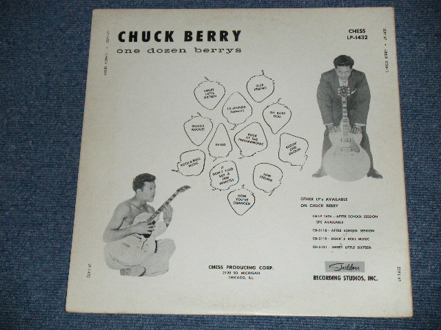 画像: CHUCK BERRY -  ONE DOZEN BERRY  ( Ex+,Ex++/Ex++,Ex )  / 1958 US ORIGINAL "HEAVY Weight & BLACK With SILVER Print" Label Used MONO   LP 