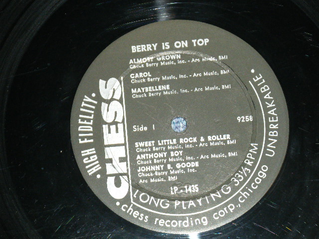 画像: CHUCK BERRY -  BERRY IS ON TOP   ( Ex/Ex+ Looks:Ex)  )  / 1959 US ORIGINAL "HEAVY Weight" & "BLACK With SILVER Print" Label Used MONO   LP 