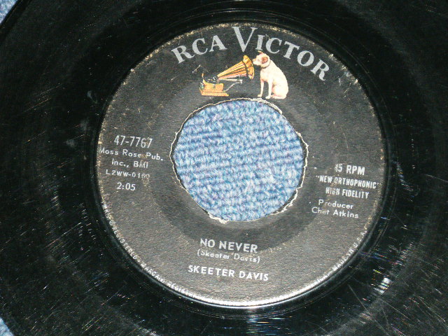 画像: SKEETER DAVIS  -  (I CAN'T HELP YOU) I'M FALLING TOO : NO NEVER (VG+++/VG++)  / 1960 US AMERICA ORIGINAL Used 7" SINGLE 