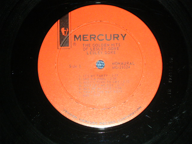 画像: LESLEY GORE - THE GOLDEN HITS ( Ex+++/Ex+++ )  / 1965 US AMERICA ORIGINAL MONO "With ORIGINAL INNER SLEEVE"  Used  LP  