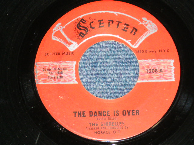 画像1: THE SHIRELLES - THE DANCE IS OVER : TONIGHTS THE NIGHT  ( Ex-/Ex+ ) / 1960  US AMERICA  ORIGINAL 1st Press " RED LABEL" Used 7" SINGLE