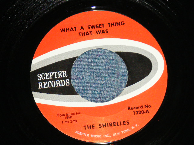 画像1: THE SHIRELLES - WHAT A SWEET THING THAT WAS : A THING OF THE PAST   (MINT-/MINT- ) / 1963 Version 2nd Press Label US AMERICA  Used 7" SINGLE