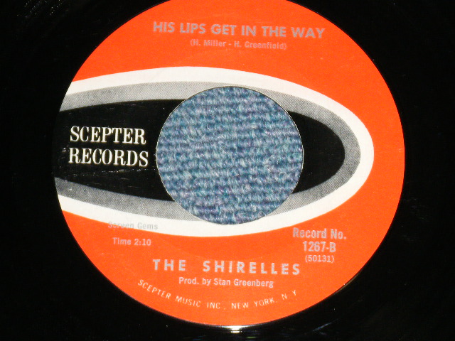 画像: THE SHIRELLES - SHA LA LA (Cover Played by MANFRED MANN ) : HIS LIPS GET IN THE WAY  ( MINT-/MINT- ) / 196 US AMERICA  Used 7" SINGLE