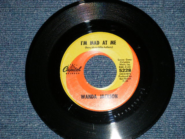 画像1: WANDA JACKSON -  I'M MAD AT ME : LEAVE MY BABY ALONE  ( Ex+ Looks:Ex++/Ex+ Looks:Ex++ )  / 1964 US AMERICA ORIGINAL Used 7"Single