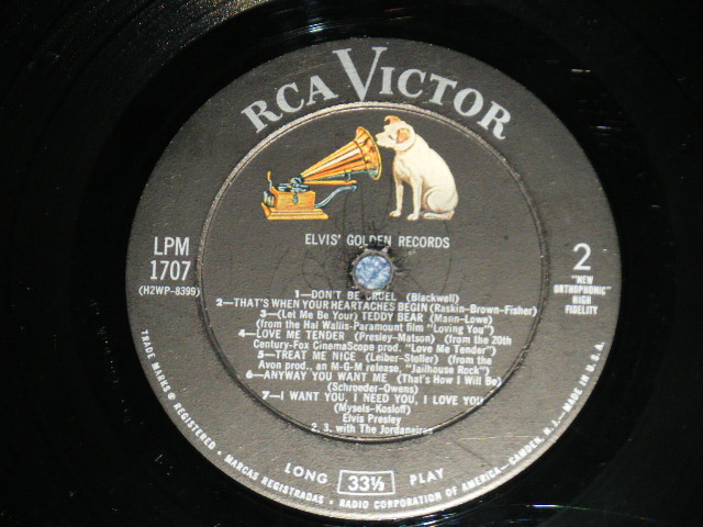 画像: ELVIS PRESLEY -  ELVIS' GOLDEN RECORDS  ( Matrix # H2 WP-8398-20S/H2 WP-8399-20S )( Ex+/Ex+ Looks:Ex) / 1959 US AMERICA ORIGINAL 2nd Press "WHITE TITLE on Front Cover"  "SILVER RCA VICTOR logo on Top & Long Play at BOTTOM" Label "RE2 at Back Cover's Top"  MONO Used LP