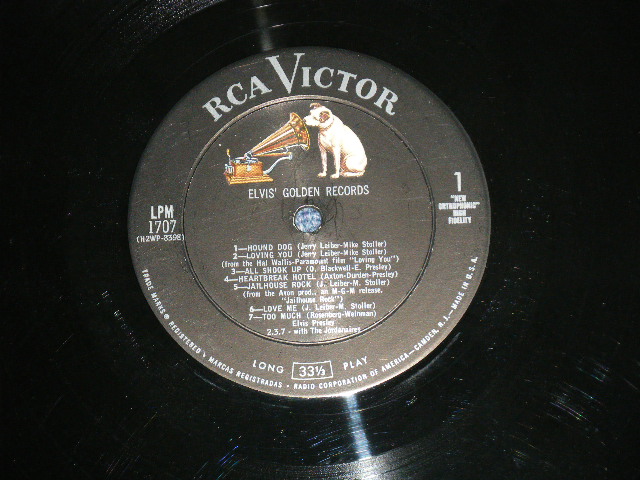 画像: ELVIS PRESLEY -  ELVIS' GOLDEN RECORDS  ( Matrix # H2 WP-8398-6S/H2 WP-8399-6S )( Ex++/MINT- ) / 1958 US AMERICA ORIGINAL 1stPress "Light BLUE TITLE on Front Cover"  "SILVER RCA VICTOR logo on Top & Long Play  at BOTTOM" Label   MONO Used LP