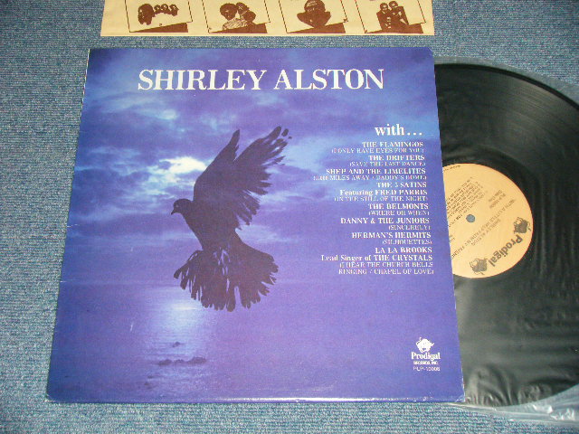 画像1: SHIRLEY ALSTON (of THE SHIRELLES, with THE BELMONTS, FLAMINGOS, FIVE SATINS,  DANNY and The JUNIORS, HERMAN'S HERMITS)  -  with... With THE LITTLE HELP FROM MY FRIENDS  (MINT-MINT-) / 1975 US AMERICA  Used  LP  