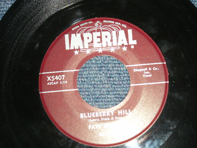 画像1: FATS DOMINO -  A) BLUEBERRY HILL  B) HONEY CHILD ( Ex+/Ex+ )  / 1956 US AMERICA 1st Press "MAROON Label" Used 7" Single 