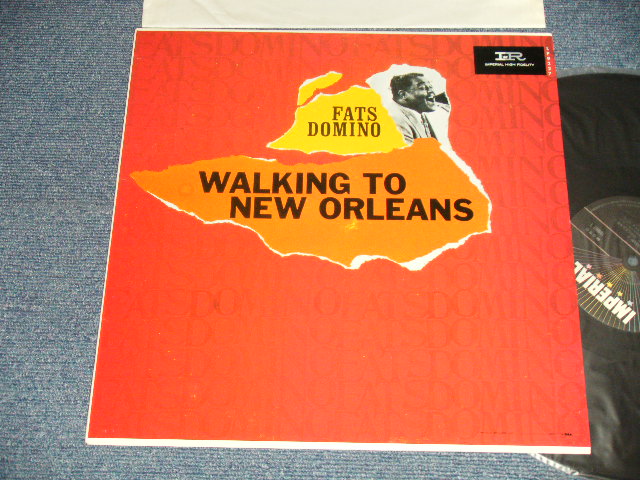 画像1: FATS DOMINO - WALKING TO NEW ORLEANS (MINT-/Ex+++ Looks:MINT-)  /1983 FRANCE FRENCH REISSUE MONO Used  LP 