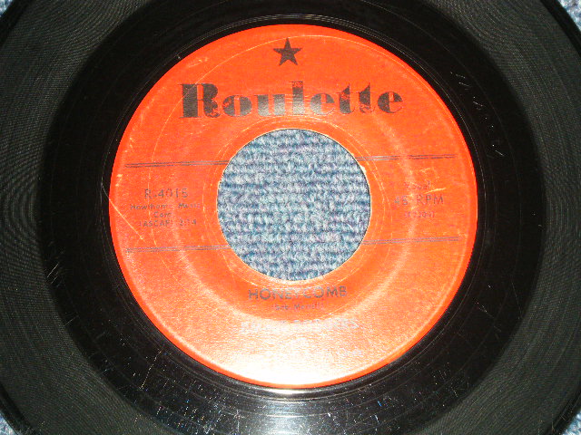 画像1: JIMMIE RODGERS - A) HONEY COMB  B) THEIR HEARTS WERE FULL OF SPRING  ( Ex+/Ex+) / 1957 US AMERICA ORIGINAL "1st VERSION" Used 7" Single  