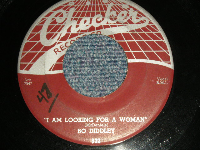 画像1: BO DIDDLEY -  A)DIDDY WAH DIDDY   B)I AM LOOKING FOR A WOMAN (Ex/Ex WOL) / 1956 US AMERICA ORIGINAL Used 7" 45rpm SINGLE 