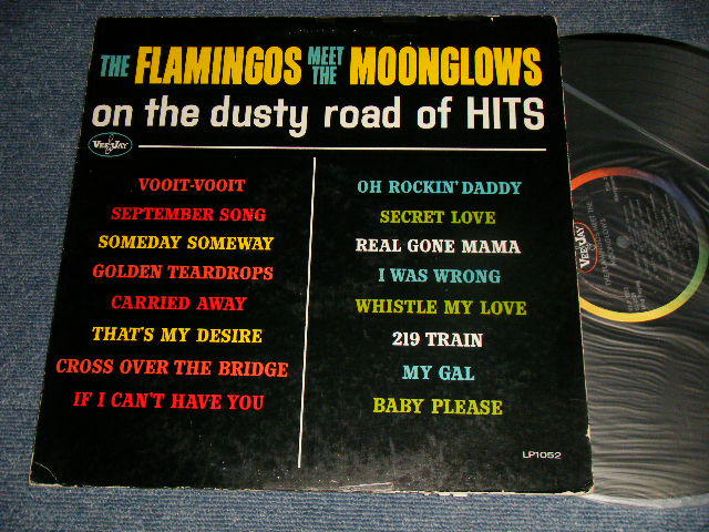 画像1: The FLAMINGOS MEETS The MOONGLOWS - ON THE DUSTY ROAD OF HITE (Ex-/Ex+ EDSP, TAPE SEAM) / 1962 US AMERICA ORIGINAL 1st Press "BLACK with RAINBOW Label#  MONO Used LP 